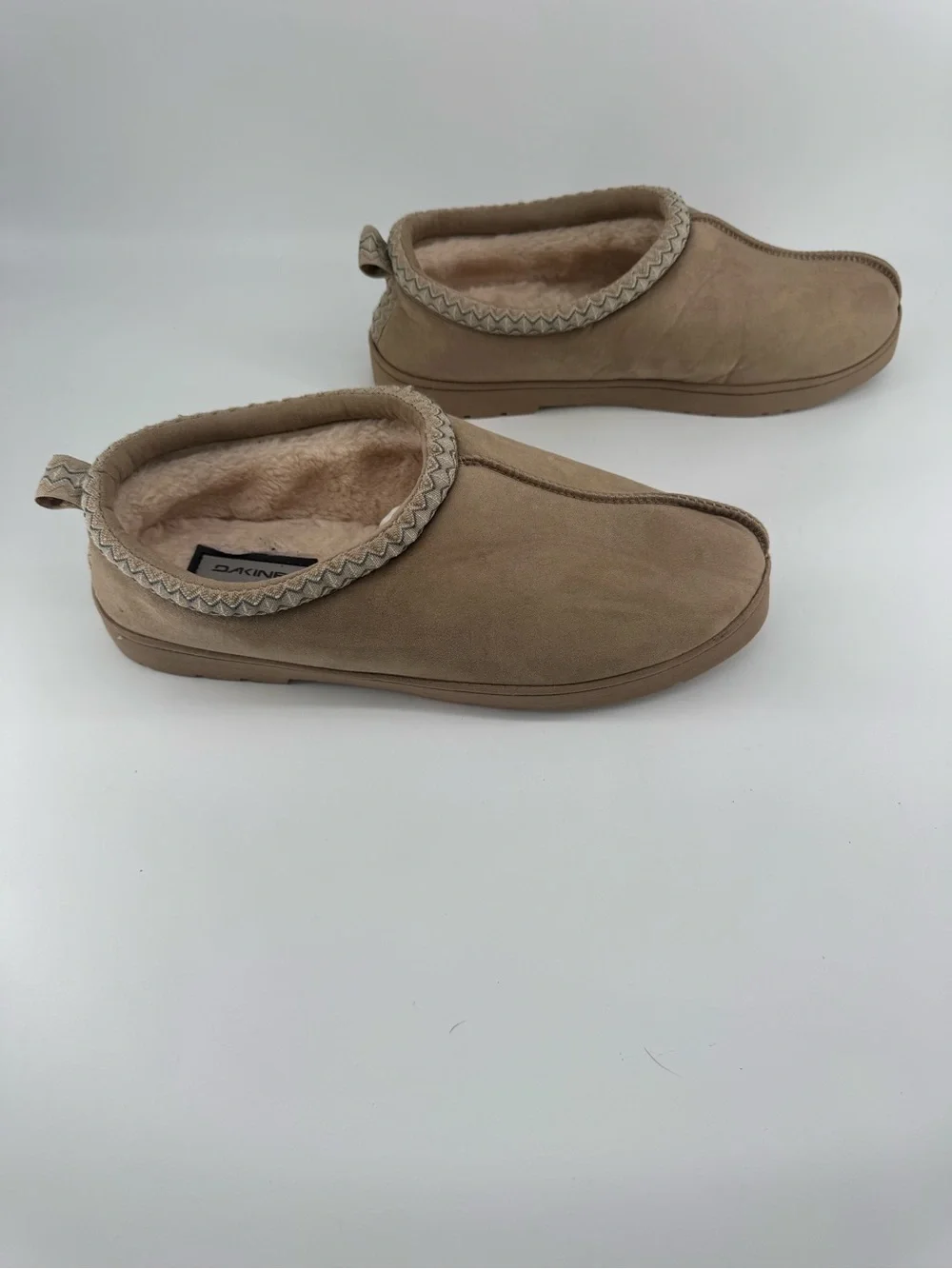 Dakine Tan Slip-On Fleece-Lined Loafers XL/US 13-14